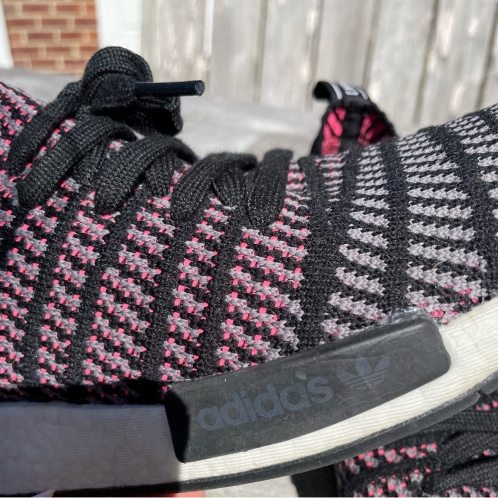 Knit Nike Sneakers Running Shoes - Picture 4 of 10